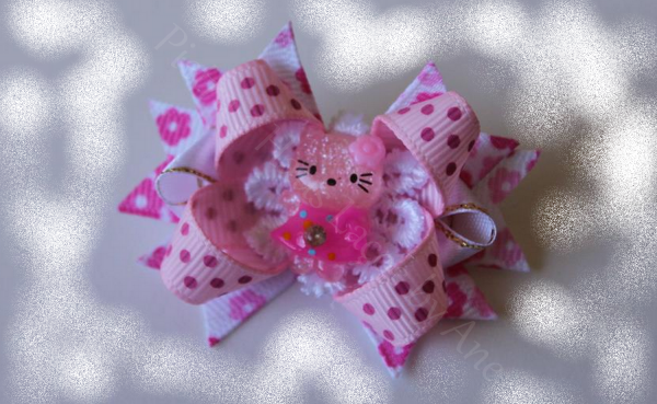 *NEW* Butterfly Loop Rosa Hello Kitty